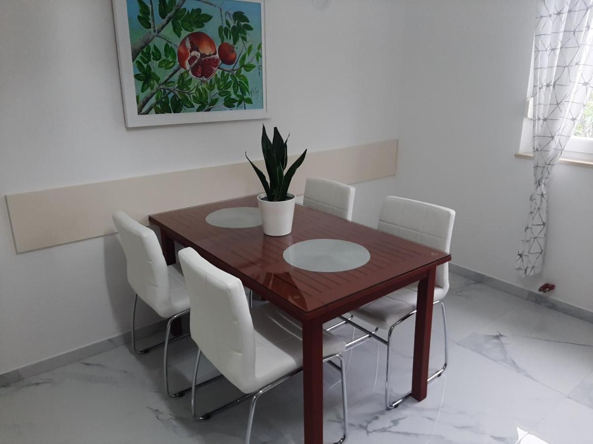 Guest House NO 13 Mostar Extérieur photo